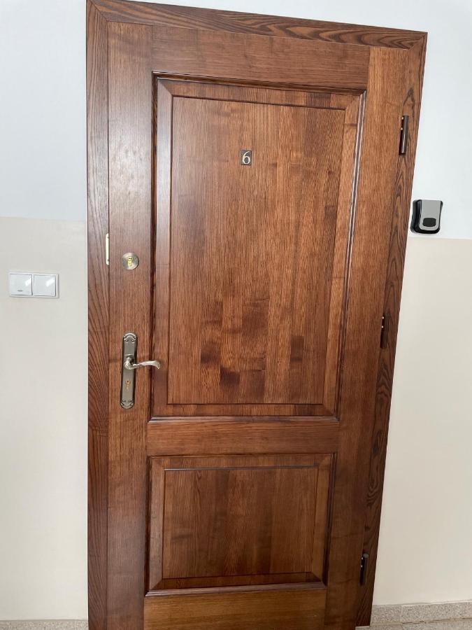 Apartament w Koninie przy ul. Wiosny Ludów Konin (Greater Poland) Exterior foto
