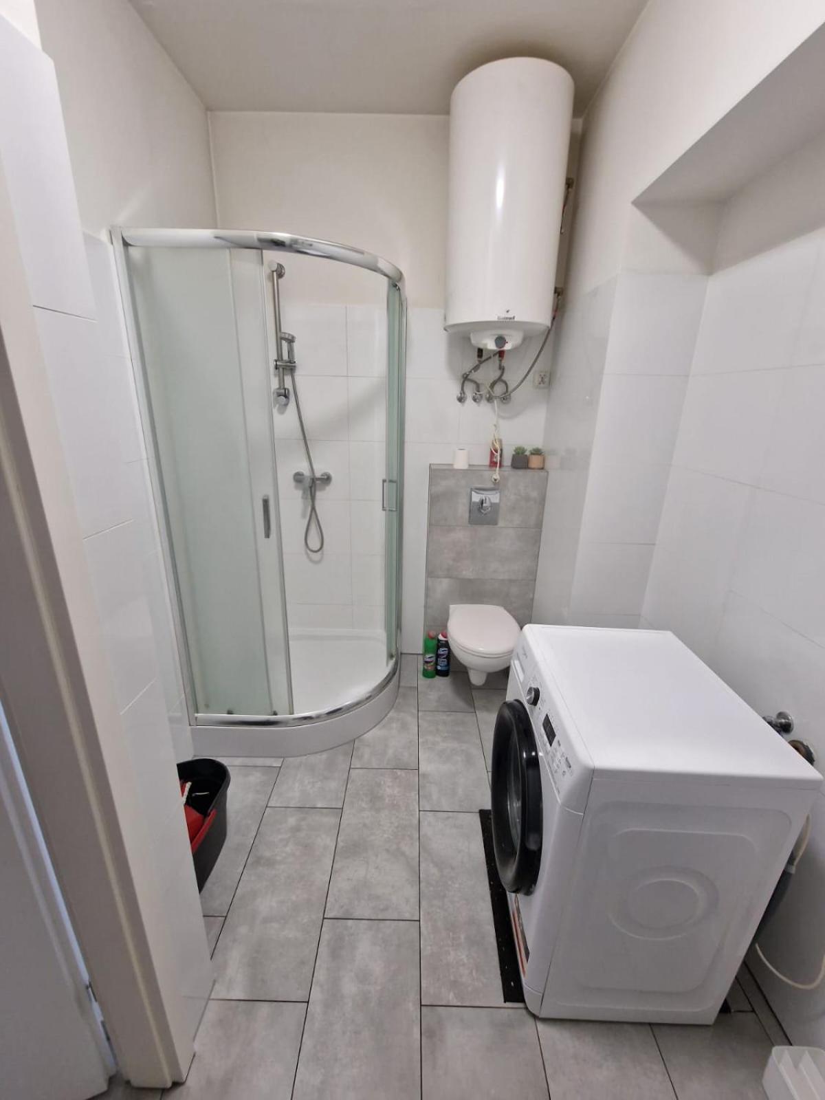 Apartament w Koninie przy ul. Wiosny Ludów Konin (Greater Poland) Exterior foto